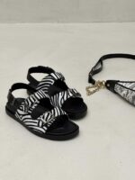 صندل سگک دار ZEBRA کد 140722 - تصویر 5