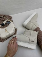 UGG ساقدار رودوخت کد 140821