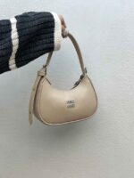 کیف هلالی MIU MIU کد 280427 - تصویر 15