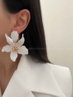 گوشواره گل سرامیکی کد 310406 - تصویر 2