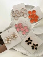 گوشواره گل میناکاری کد 310408