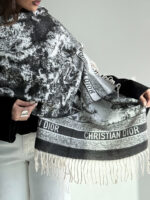 شال DIOR ریش پهن کد 310677 - تصویر 4