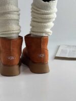نیم بوت UGG ULTRA MINI کد 141110 - تصویر 2