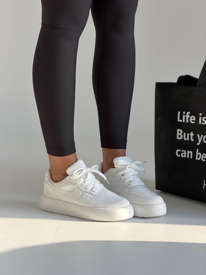 IMG_8860 کتونی لژدار NIKE کد 141344 - تصویر 1